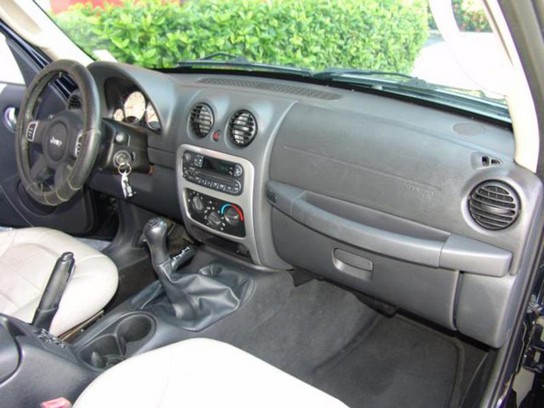  JEEP LIBERTY Renegade 4WD usado en venta en MIAMI