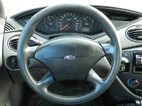 2002 ford focus se interior