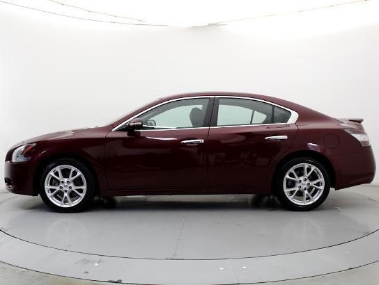 2012 nissan maxima burgundy