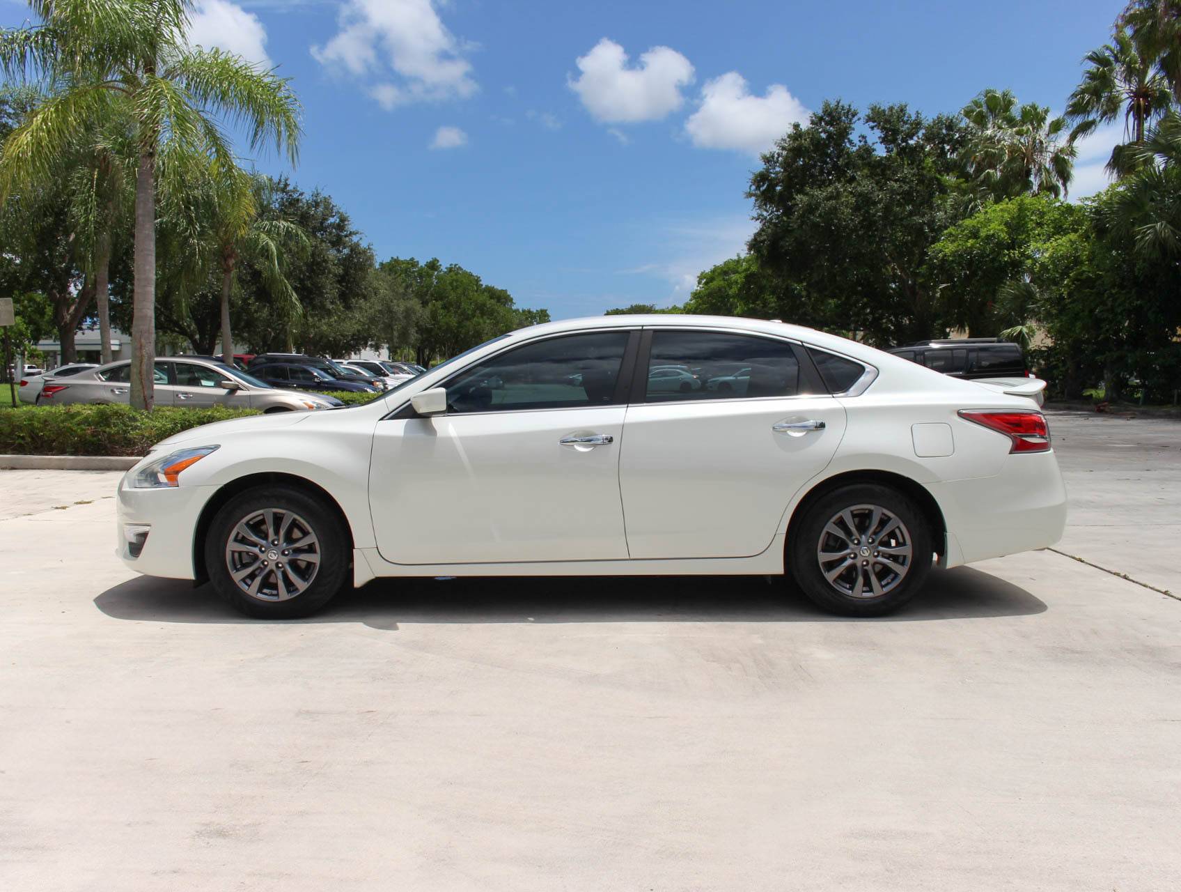 nissan altima specials