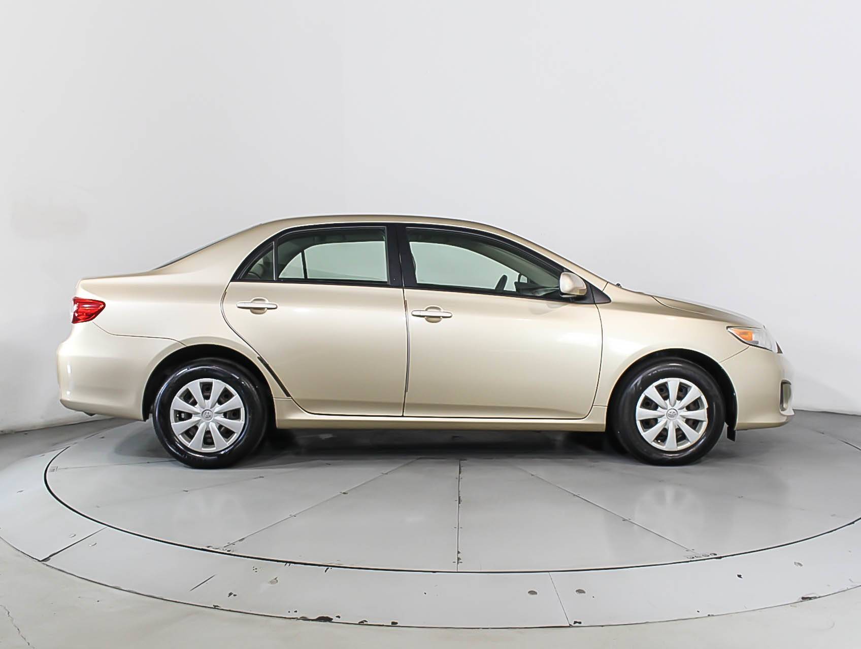 Florida Fine Cars - Used TOYOTA COROLLA 2011 HOLLYWOOD Le