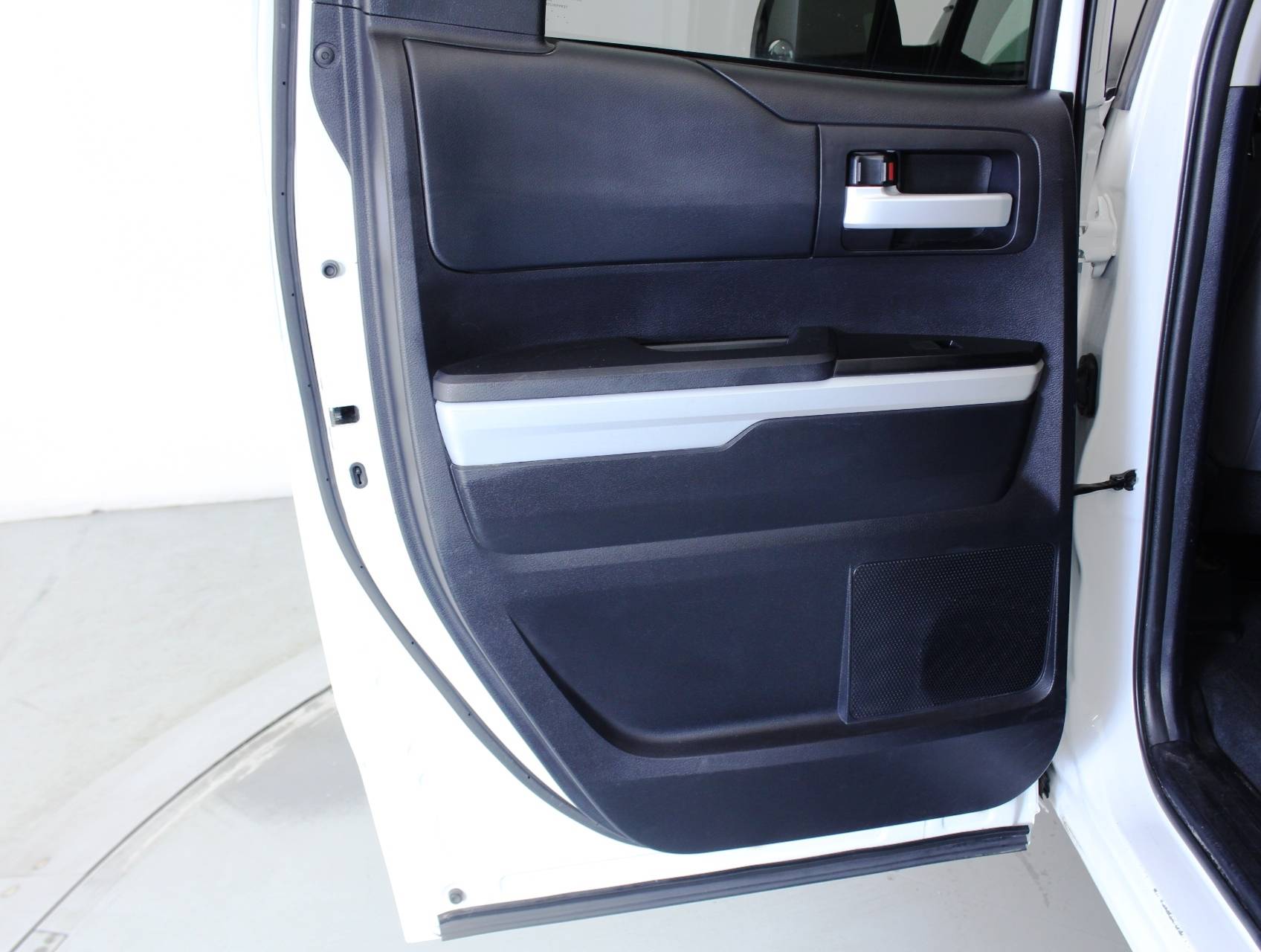 Florida Fine Cars - Used TOYOTA TUNDRA 2014 MIAMI Sr5 Double Cab 