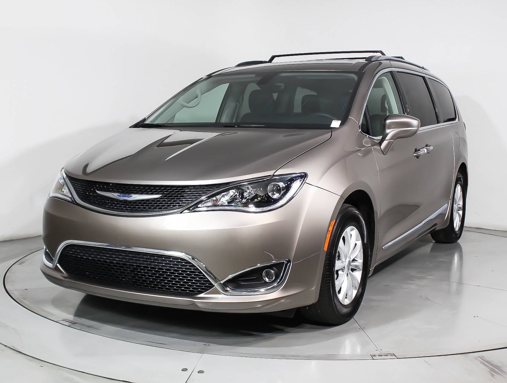 Florida Fine Cars - Used CHRYSLER PACIFICA 2018 WEST PALM TOURING L