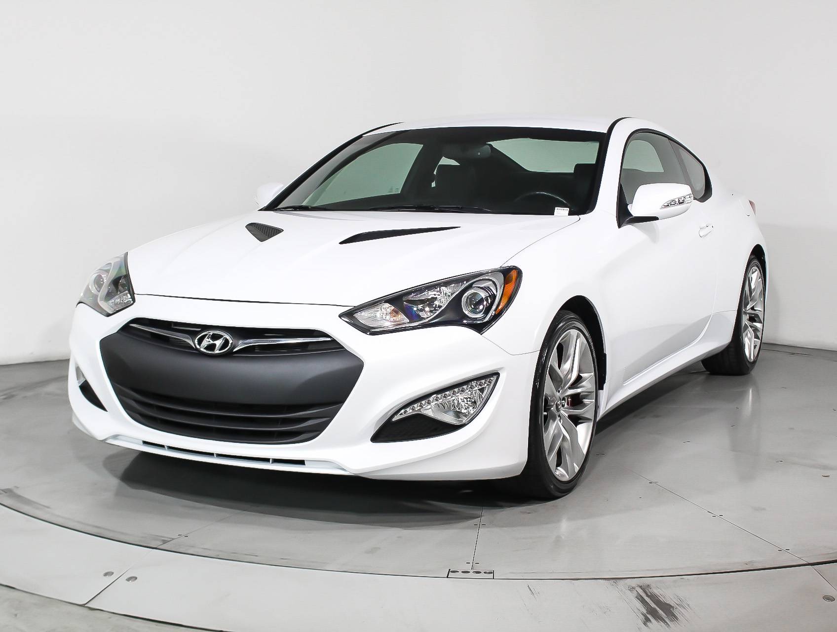 Used 2016 HYUNDAI GENESIS 3.8 R-Spec Coupe for sale in ...