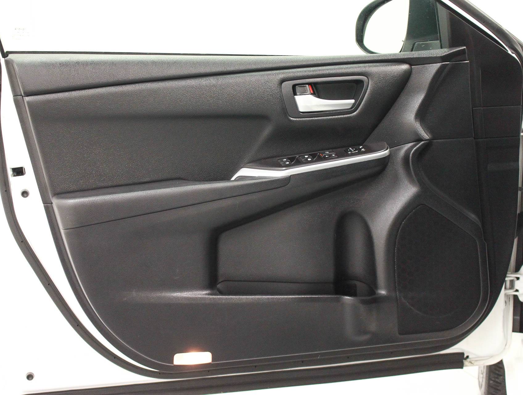 Florida Fine Cars - Used TOYOTA CAMRY 2015 MARGATE Se