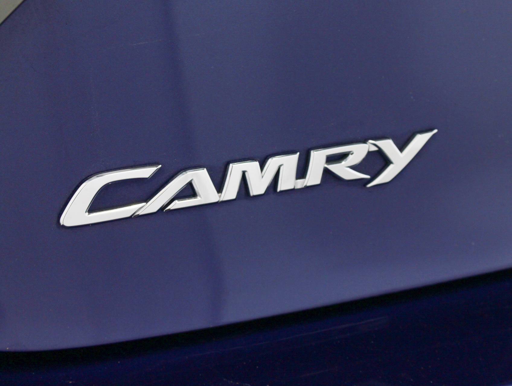 Florida Fine Cars - Used TOYOTA CAMRY 2015 WEST PALM Se Hybrid
