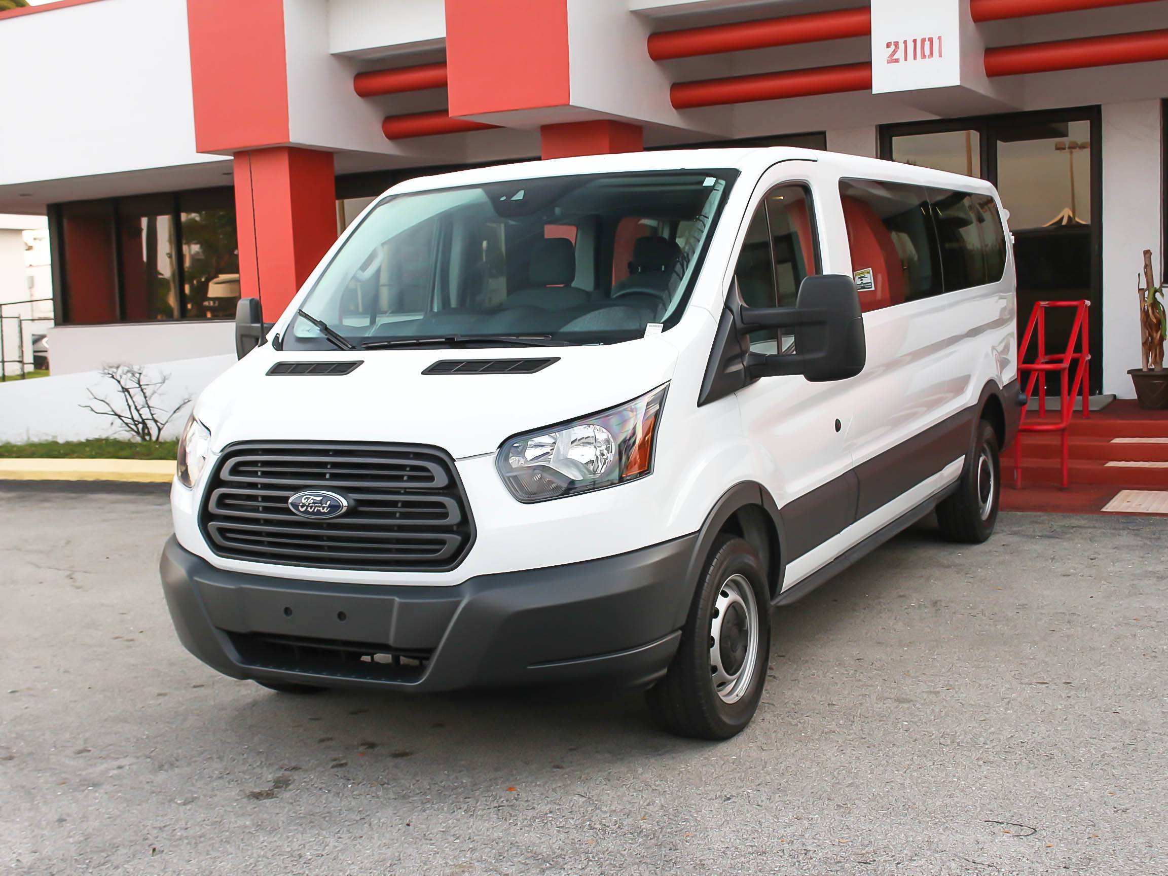 Florida Fine Cars - Used FORD TRANSIT WAGON 2017 WEST PALM Xlt T-350