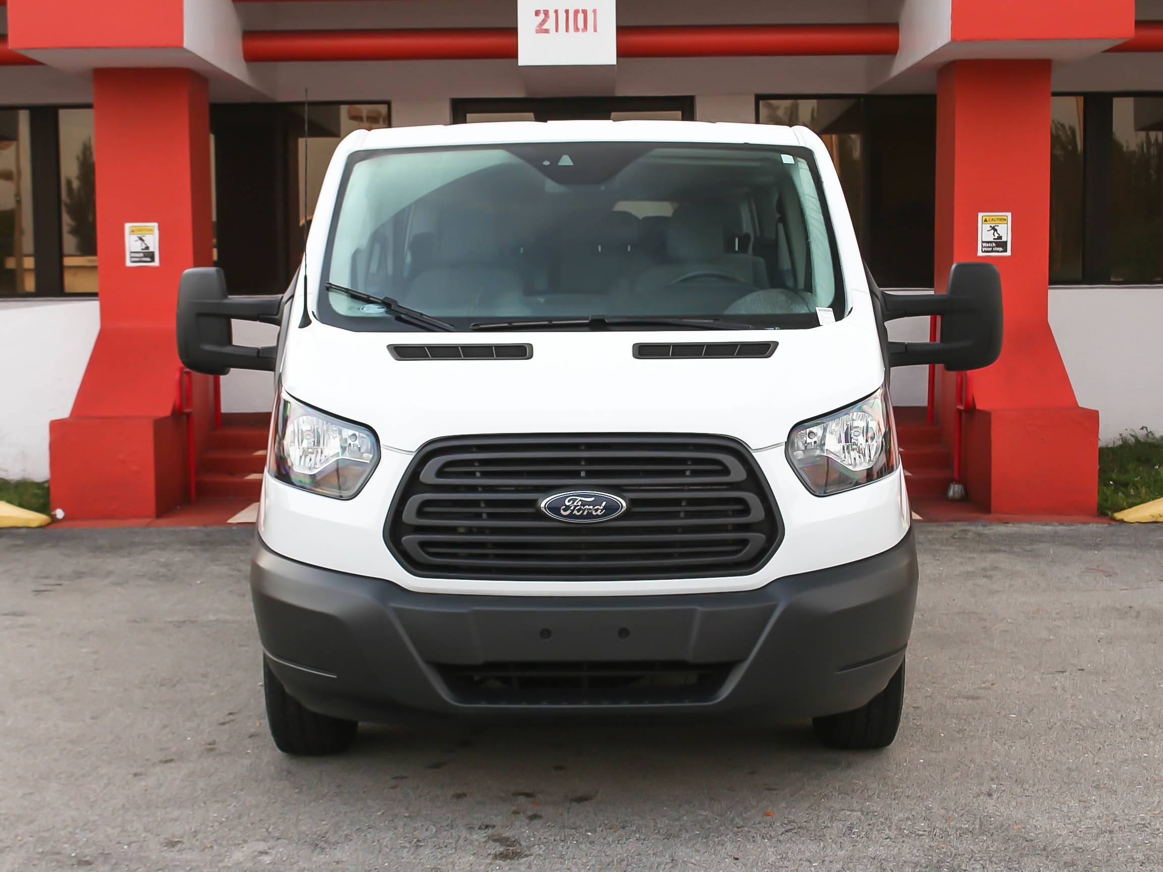 Florida Fine Cars - Used FORD TRANSIT WAGON 2017 WEST PALM Xlt T-350