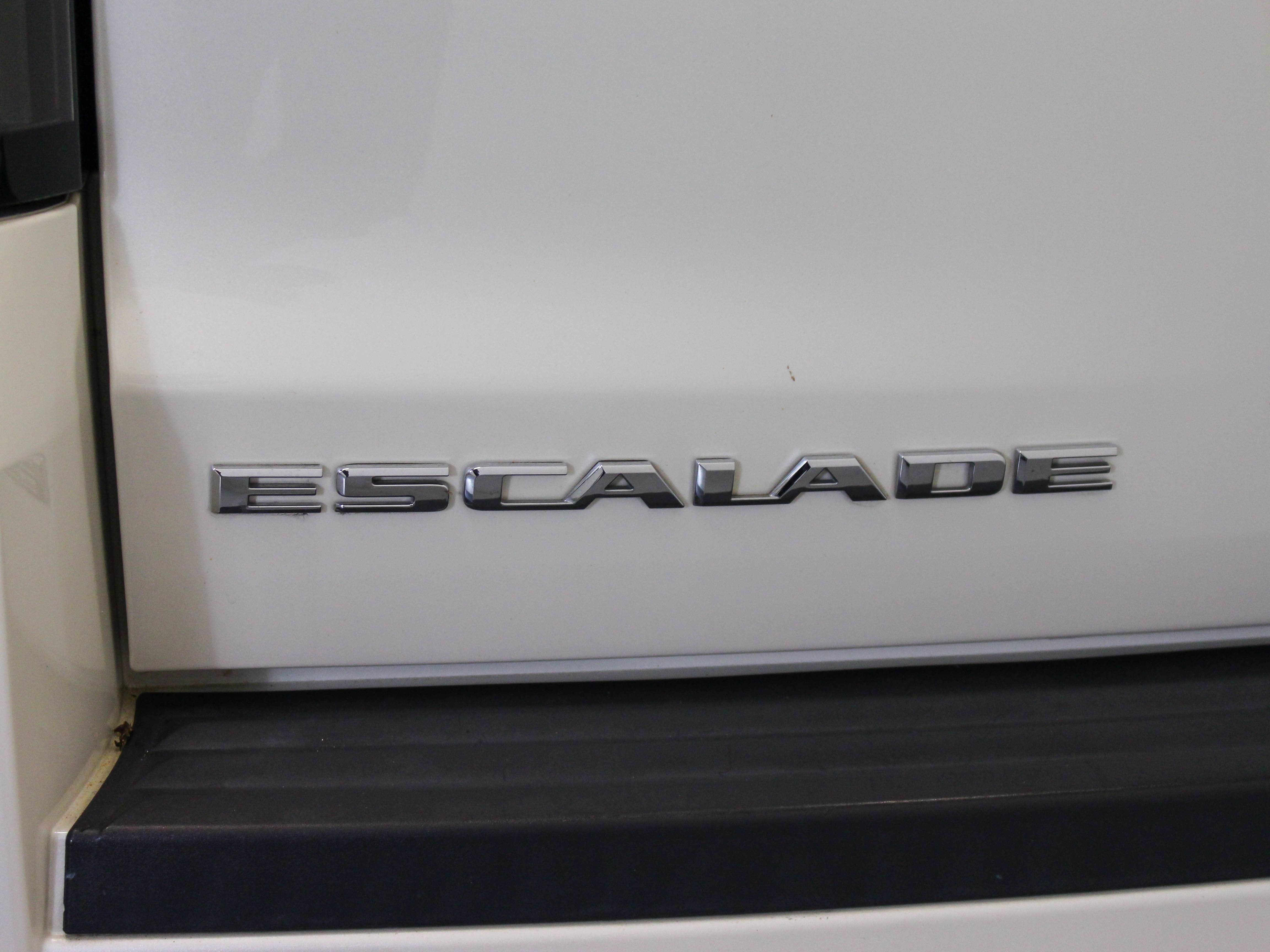 Florida Fine Cars - Used CADILLAC ESCALADE ESV 2015 MARGATE Premium Awd