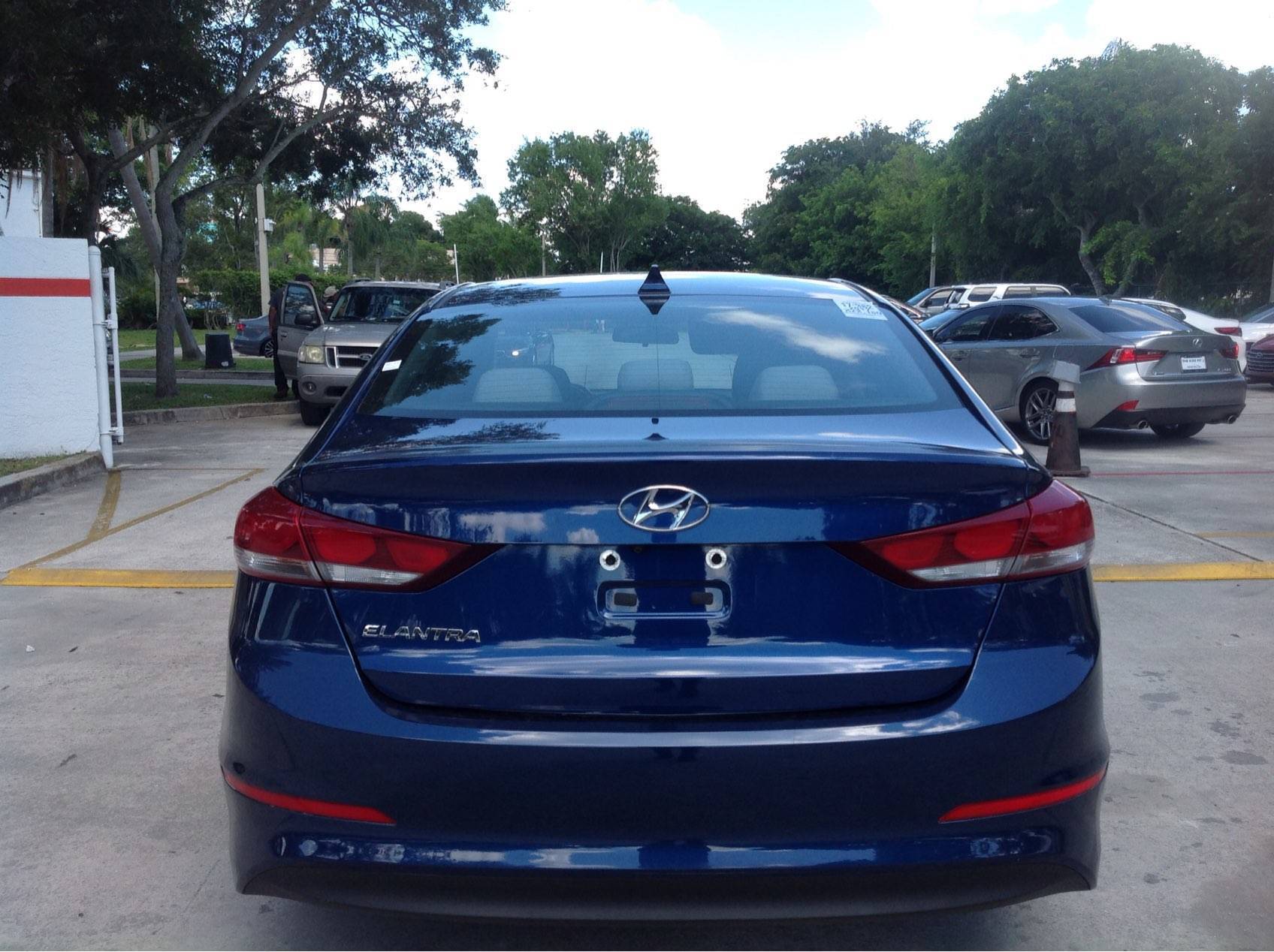 Florida Fine Cars - Used Hyundai Elantra 2017 MARGATE SE