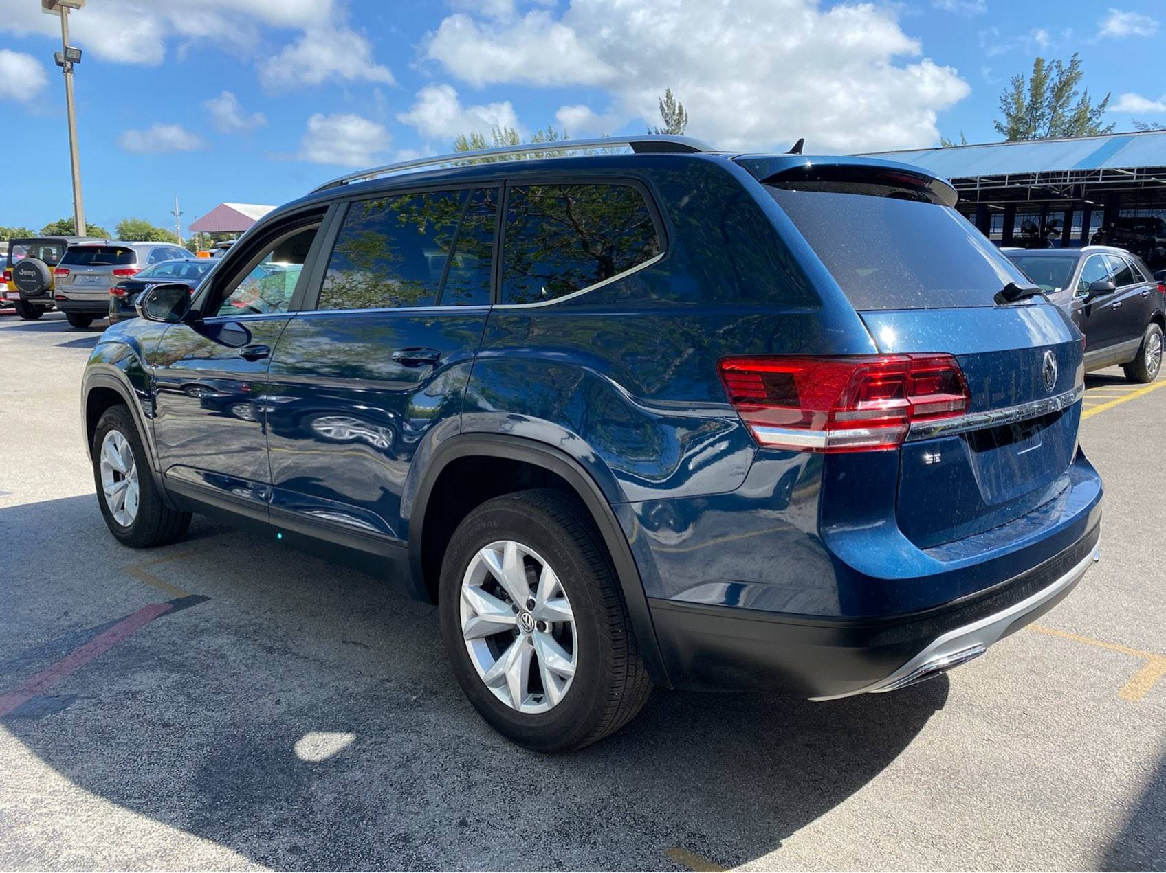 Florida Fine Cars - Used VOLKSWAGEN ATLAS 2019 MIAMI 3.6L V6 SE