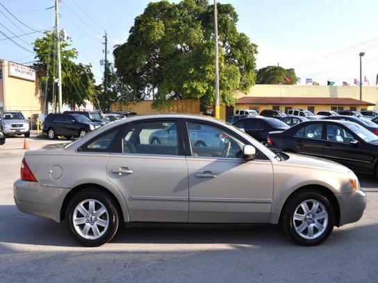 Florida Fine Cars - Used FORD FIVE HUNDRED 2005 HOLLYWOOD SEL 2WD
