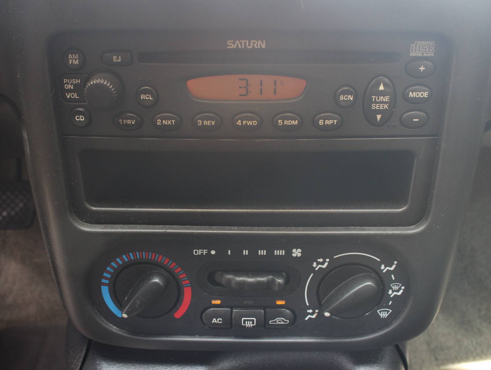 Florida Fine Cars - Used SATURN SL 2002 WEST PALM SELECT TRIM