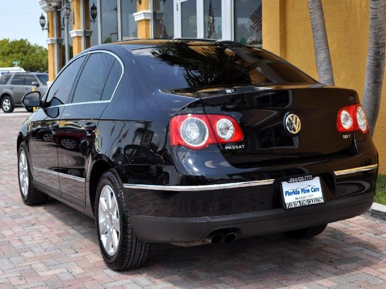 Florida Fine Cars - Used VOLKSWAGEN PASSAT 2007 HOLLYWOOD 2.0T-LOW MILES