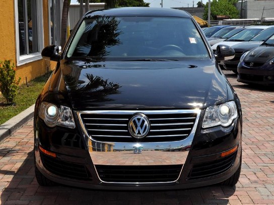 Florida Fine Cars - Used VOLKSWAGEN PASSAT 2007 HOLLYWOOD 2.0T-LOW MILES