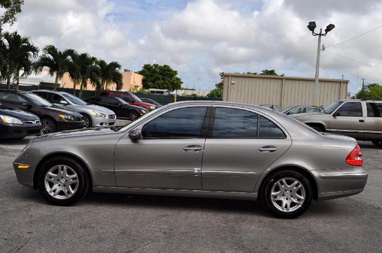 Florida Fine Cars - Used MERCEDES-BENZ E CLASS 2003 HOLLYWOOD E320
