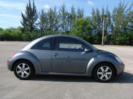 Florida Fine Cars - Used VOLKSWAGEN NEW BEETLE 2006 MIAMI 2.5