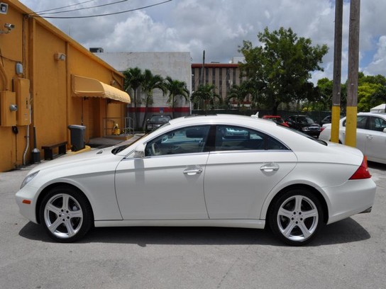 Florida Fine Cars - Used MERCEDES-BENZ CLS CLASS 2007 HOLLYWOOD CLS550