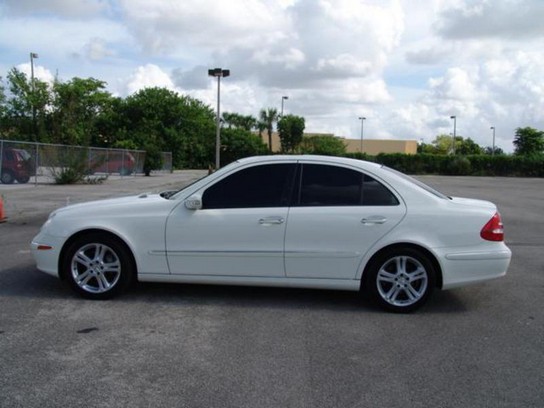 Florida Fine Cars - Used MERCEDES-BENZ E CLASS 2006 MIAMI E350