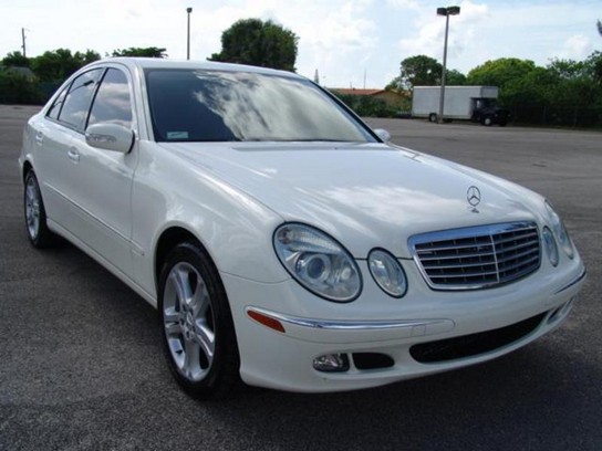 Florida Fine Cars - Used MERCEDES-BENZ E CLASS 2006 MIAMI E350