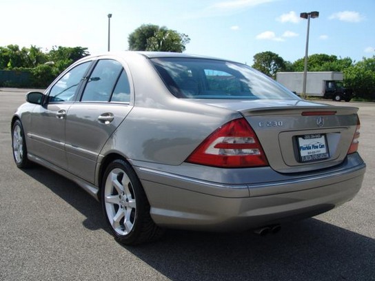 Florida Fine Cars - Used MERCEDES-BENZ C CLASS 2007 MIAMI 4D C230