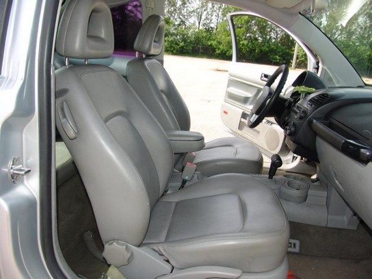 Florida Fine Cars - Used VOLKSWAGEN NEW BEETLE 2002 MIAMI GLS