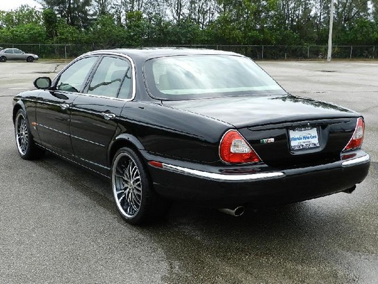 Florida Fine Cars - Used JAGUAR XJ8 2005 HOLLYWOOD XJR Supercharged