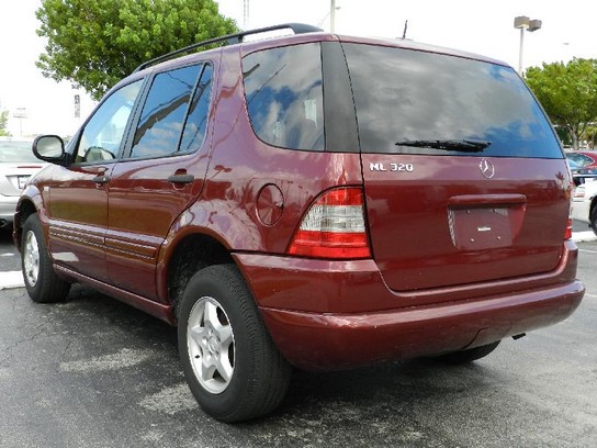 Florida Fine Cars - Used MERCEDES-BENZ M CLASS 2001 MIAMI ML320 4WD