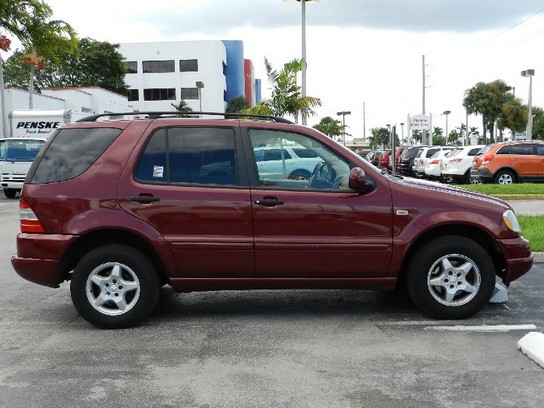 Florida Fine Cars - Used MERCEDES-BENZ M CLASS 2001 MIAMI ML320 4WD