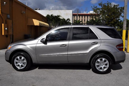 Florida Fine Cars - Used MERCEDES-BENZ M CLASS 2006 HOLLYWOOD ML350 4WD