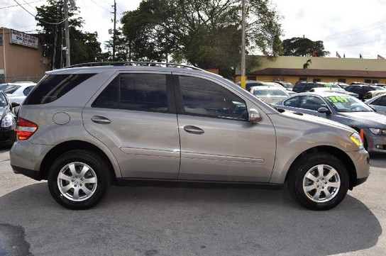 Florida Fine Cars - Used MERCEDES-BENZ M CLASS 2006 HOLLYWOOD ML350 4WD