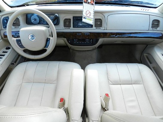 Florida Fine Cars - Used MERCURY GRAND MARQUIS 2010 MIAMI LS