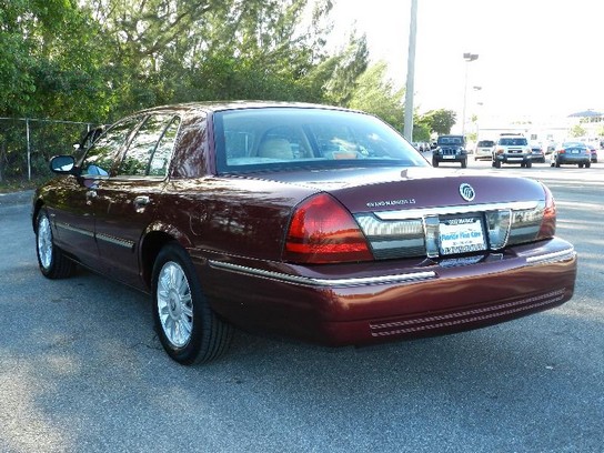 Florida Fine Cars - Used MERCURY GRAND MARQUIS 2010 MIAMI LS