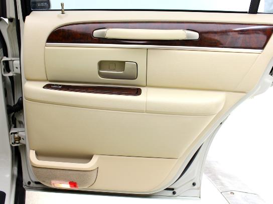 Florida Fine Cars - Used LINCOLN TOWN CAR 2007 MIAMI SIGNATURE