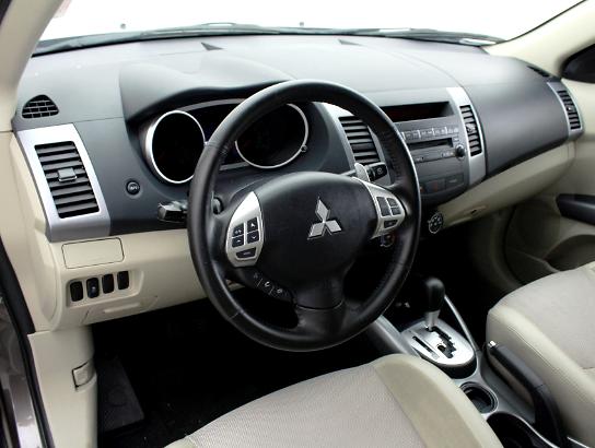 Florida Fine Cars - Used MITSUBISHI OUTLANDER 2012 MIAMI Se