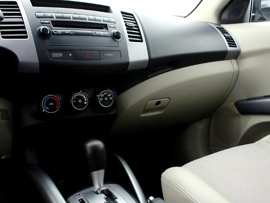 Florida Fine Cars - Used MITSUBISHI OUTLANDER 2012 MIAMI Se