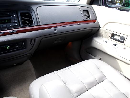 Florida Fine Cars - Used FORD CROWN VICTORIA 2011 WEST PALM LX