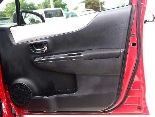 Florida Fine Cars - Used TOYOTA YARIS 2013 WEST PALM LE