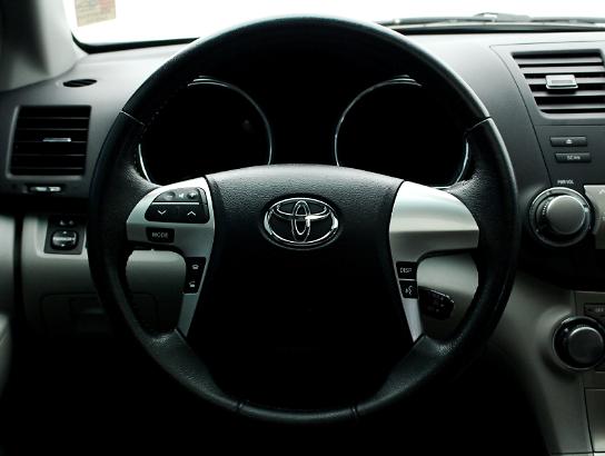 Florida Fine Cars - Used TOYOTA HIGHLANDER 2011 MIAMI SE