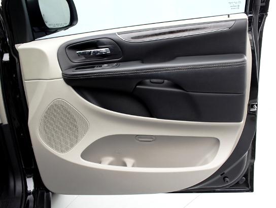 Florida Fine Cars - Used CHRYSLER TOWN & COUNTRY 2014 MIAMI TOURING