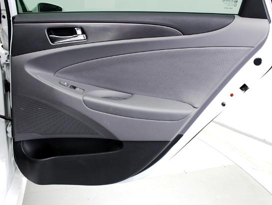 Florida Fine Cars - Used HYUNDAI SONATA HYBRID 2011 MIAMI BASE