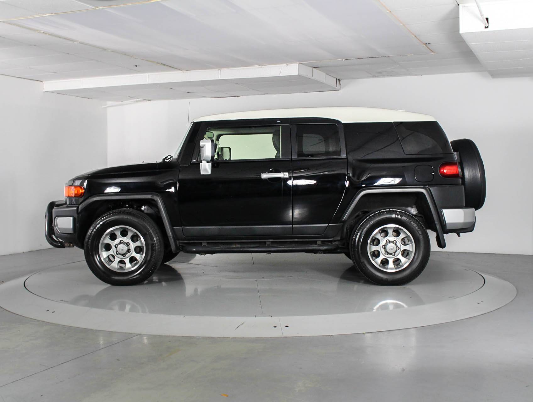 Florida Fine Cars - Used TOYOTA FJ CRUISER 2013 WEST PALM 4x4