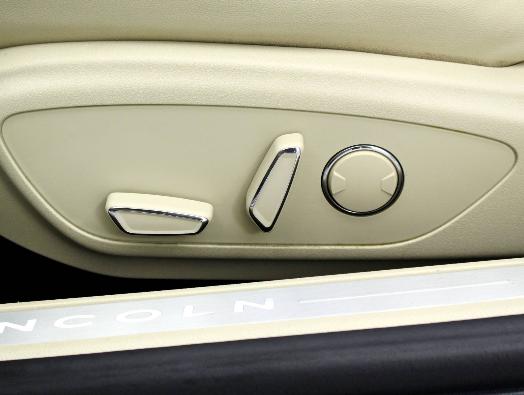 Florida Fine Cars - Used LINCOLN MKZ 2013 MIAMI 