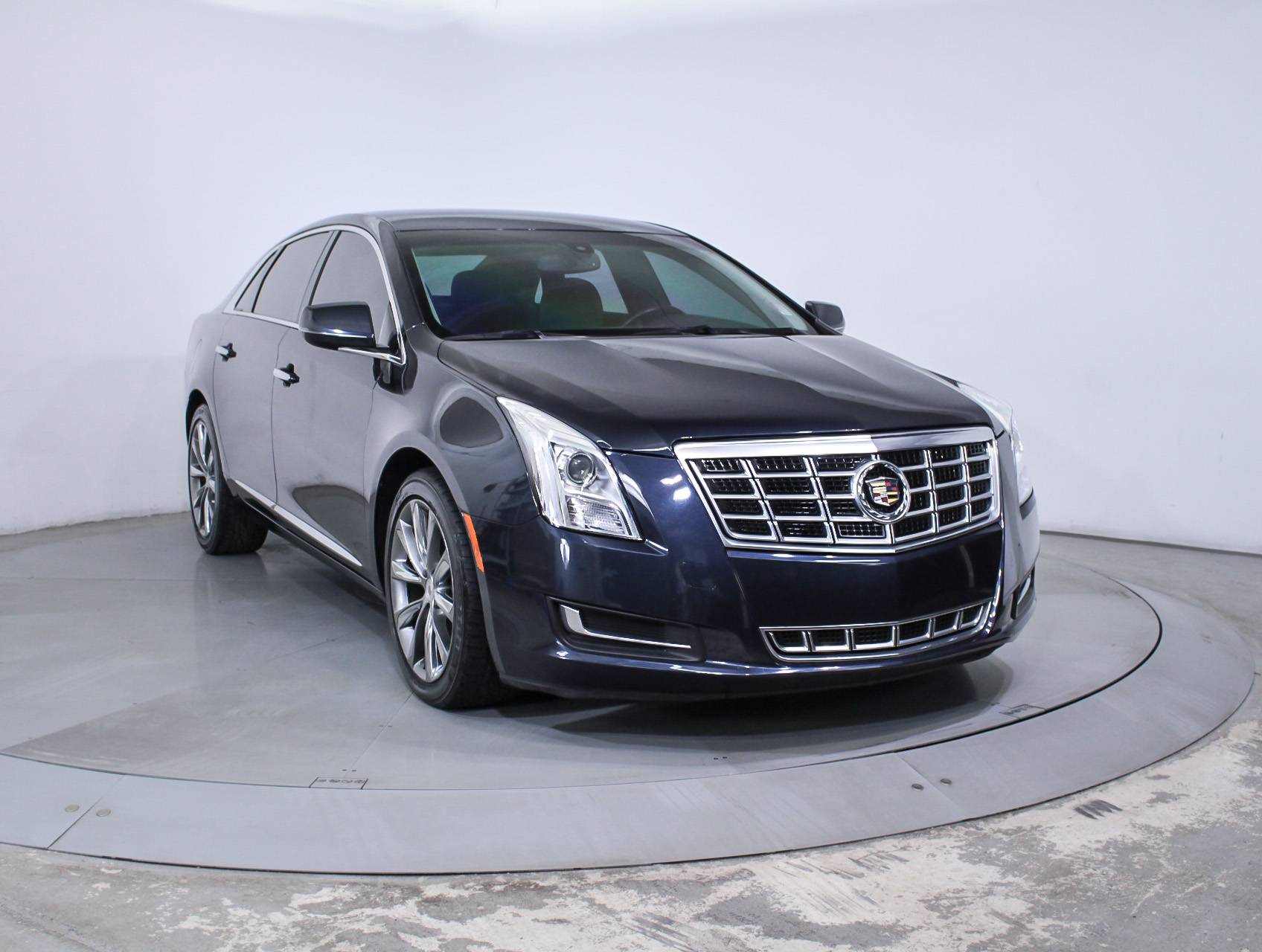 Florida Fine Cars - Used CADILLAC XTS 2013 MIAMI BASE