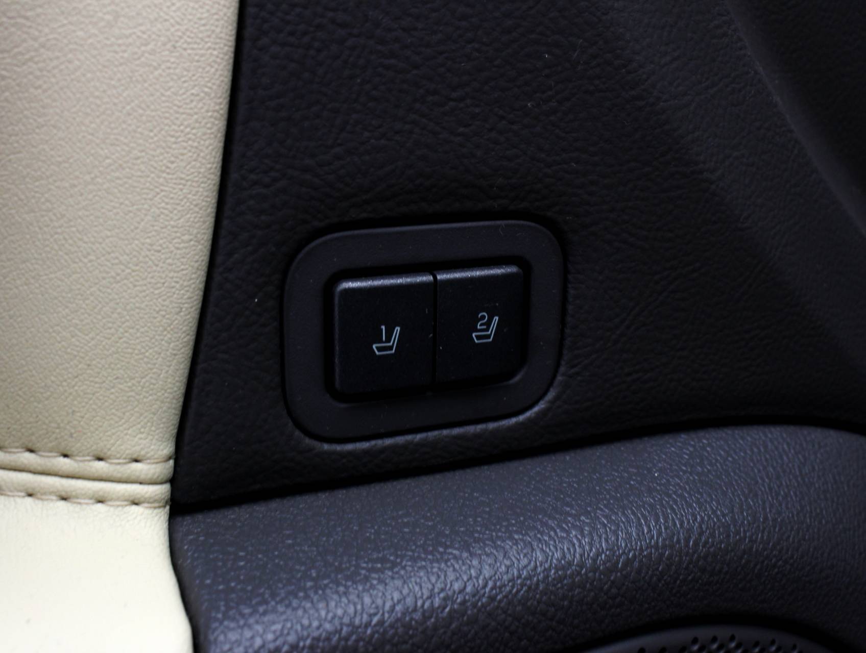 Florida Fine Cars - Used LINCOLN MKZ 2011 WEST PALM 
