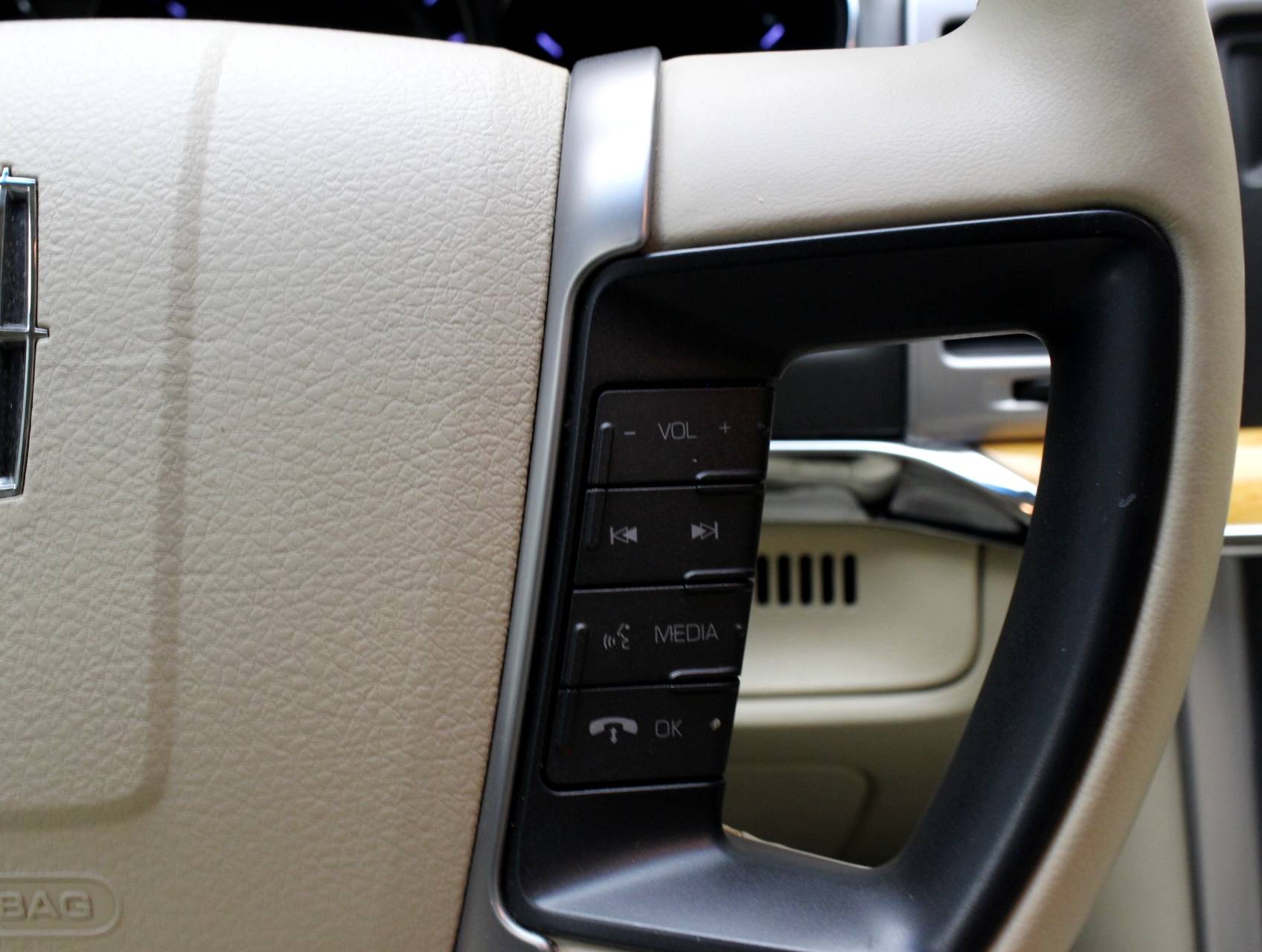 Florida Fine Cars - Used LINCOLN MKZ 2011 WEST PALM 