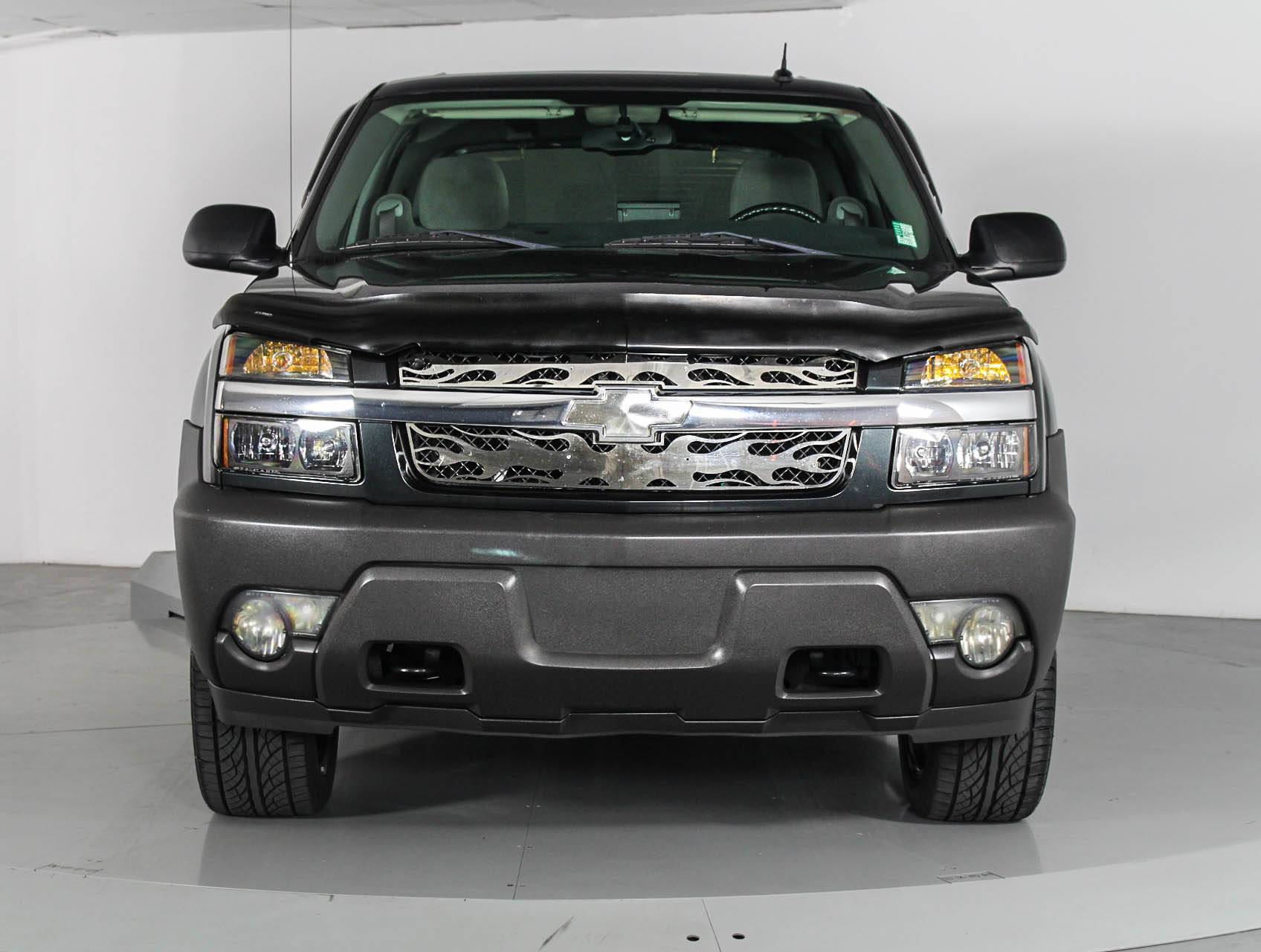 Florida Fine Cars - Used CHEVROLET AVALANCHE 2005 WEST PALM Ls