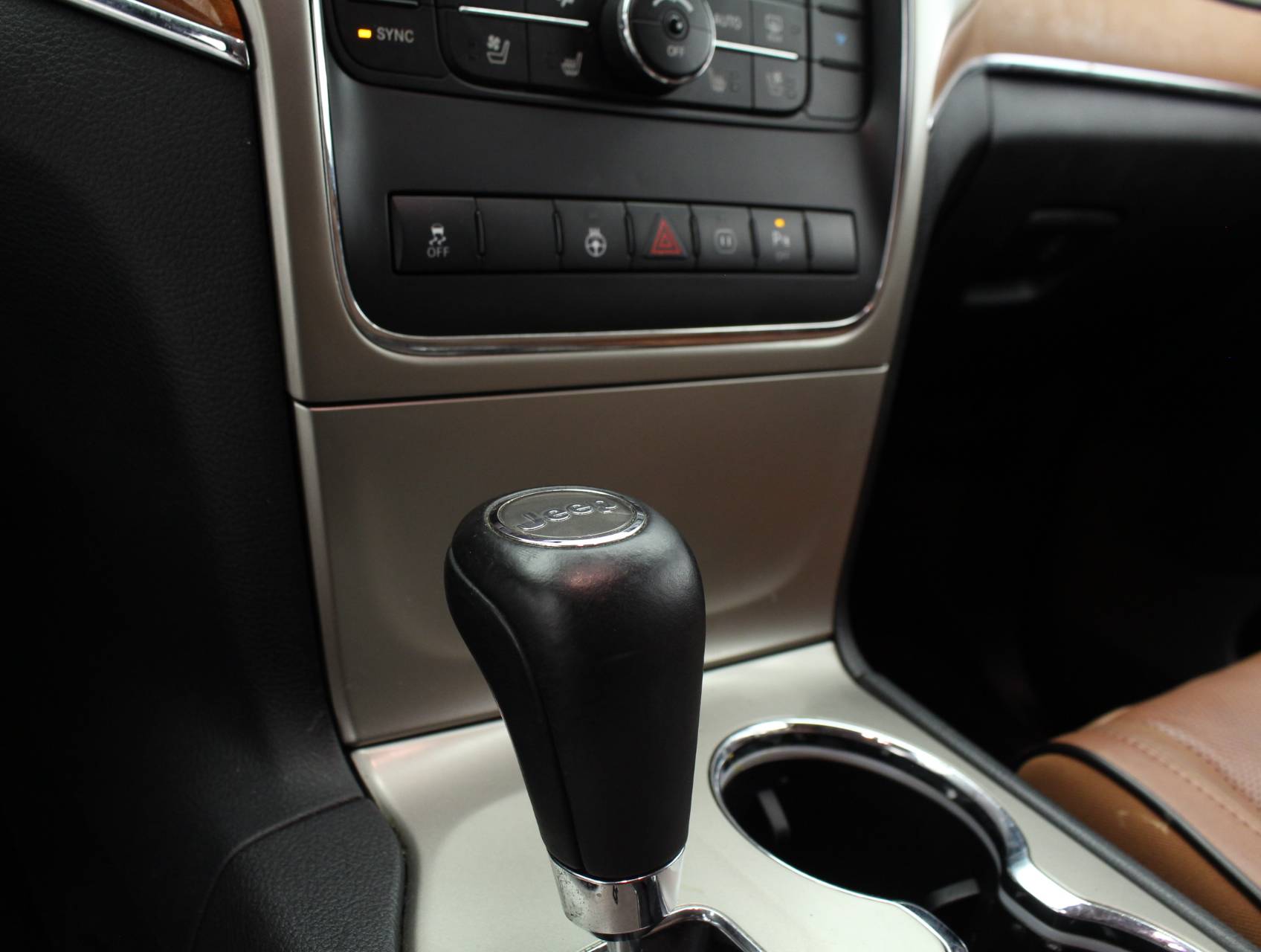 Florida Fine Cars - Used JEEP GRAND CHEROKEE 2011 MIAMI OVERLAND