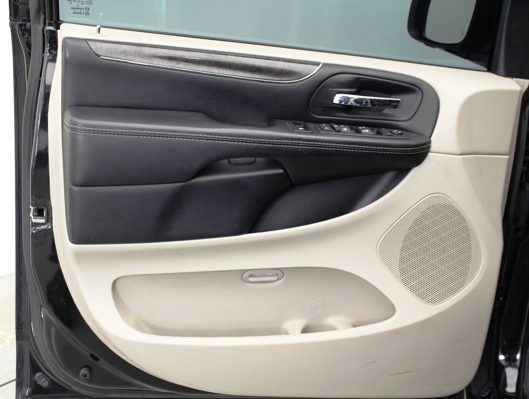 Florida Fine Cars - Used CHRYSLER TOWN & COUNTRY 2015 HOLLYWOOD TOURING