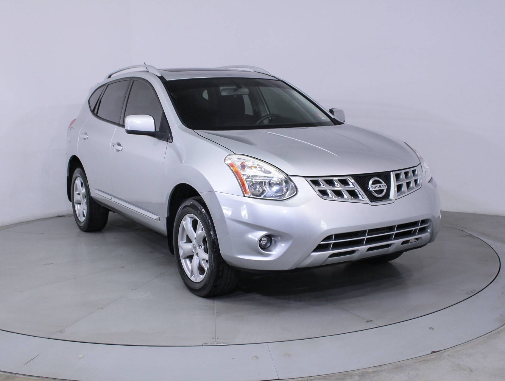 Florida Fine Cars - Used NISSAN ROGUE 2011 HOLLYWOOD Sv